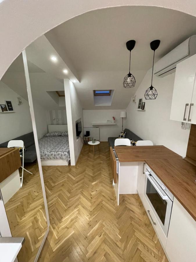 Stella Appartment ノヴィ・サド エクステリア 写真